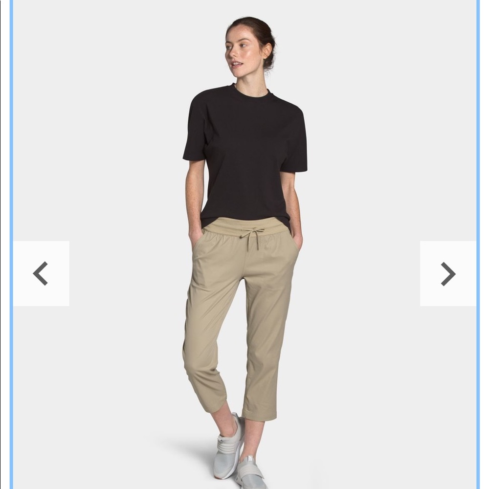 North Face Aphrodite Capri Size M